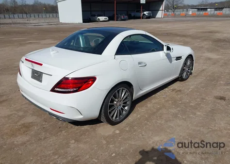 2017 Mercedes-Benz Slc 300 z USA, uszkodzony, nr VIN WDDPK3JA9HF128298